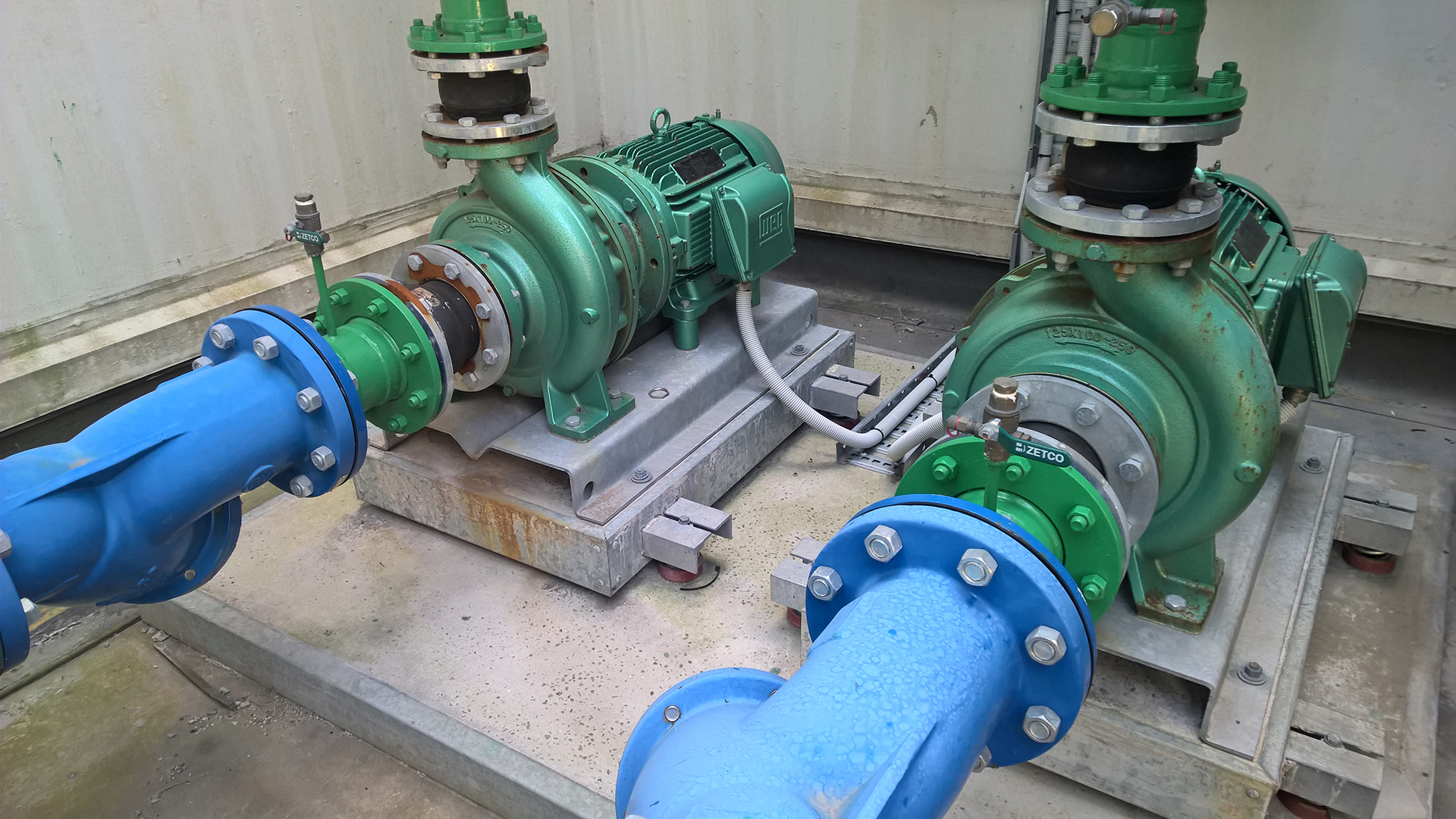 Structured HVAC Maintenance - two chilled water pumps controlled via Variable Speed drive and differential pressue sensor serving a "smart-Chiller" at Sydney CBD commercial properry building, NSW.  Alerton BMS with Controls in the Mechnical Services non-essential Switchboard.