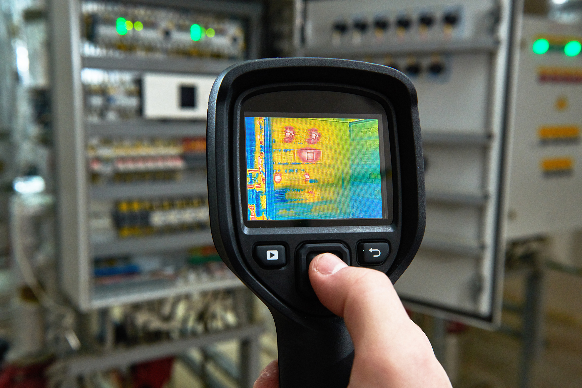 Example of thermal imaging camera at work capturing a live switchbooard temperatures in Melbourne, Victoria