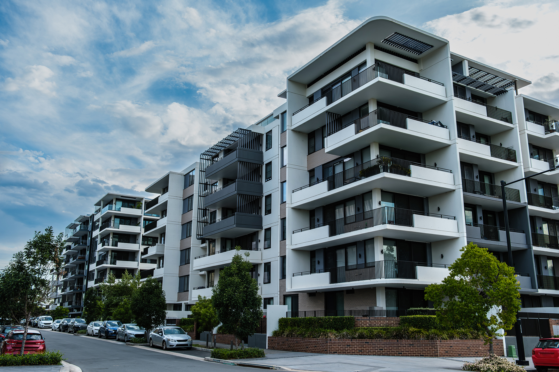 Building Audits Canberra  -  Residential Apartment block built on the corner with huge balconys abot 8 storeys high with underground car park